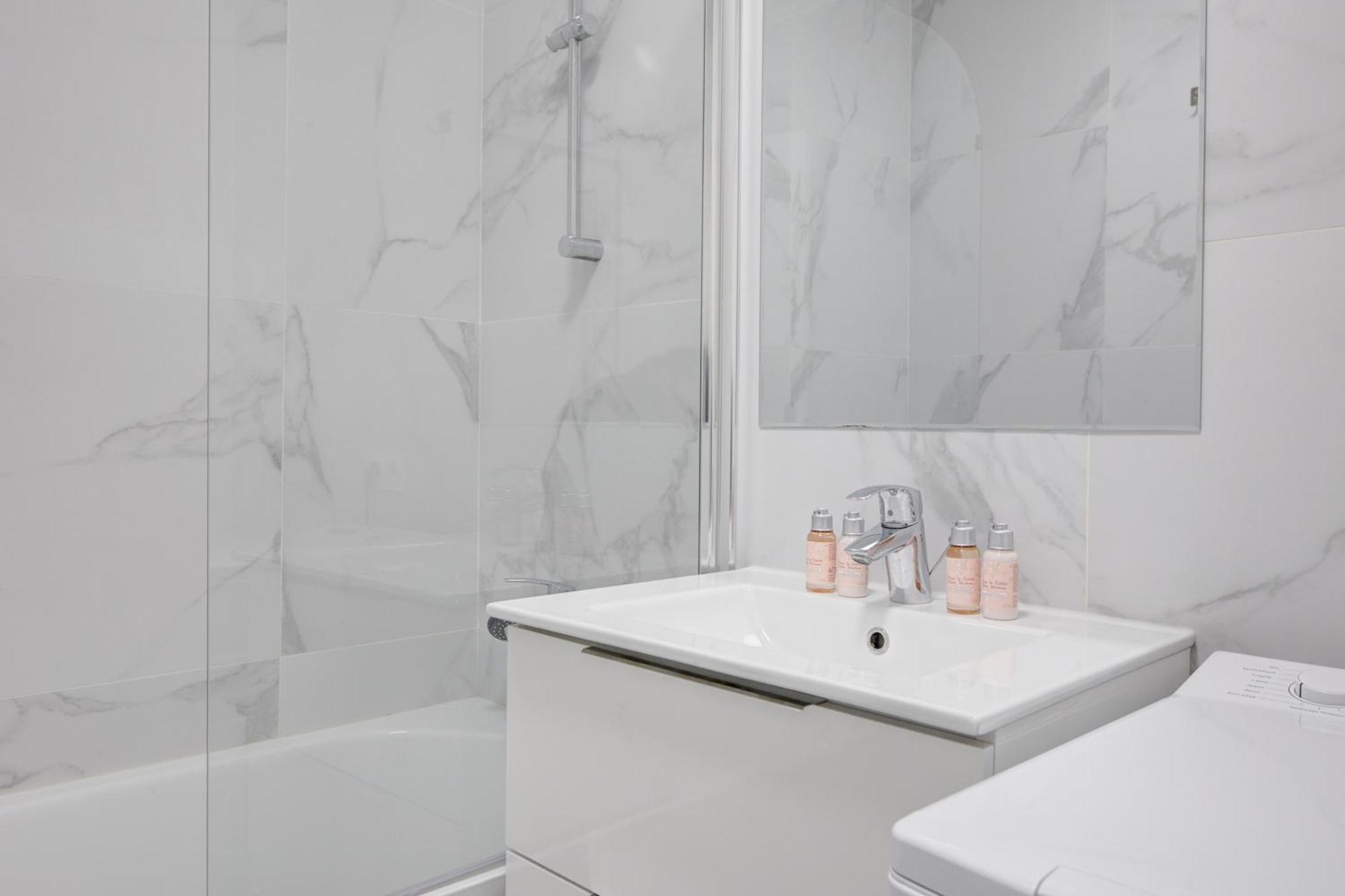 Emilie - Luxe Au Coeur De Apartamento